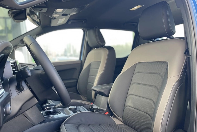 Volkswagen Amarok cena 288066 przebieg: 10, rok produkcji 2023 z Wieliczka małe 92
